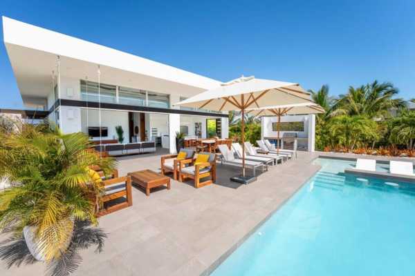 Villa 10 – Fantastic for families & friends