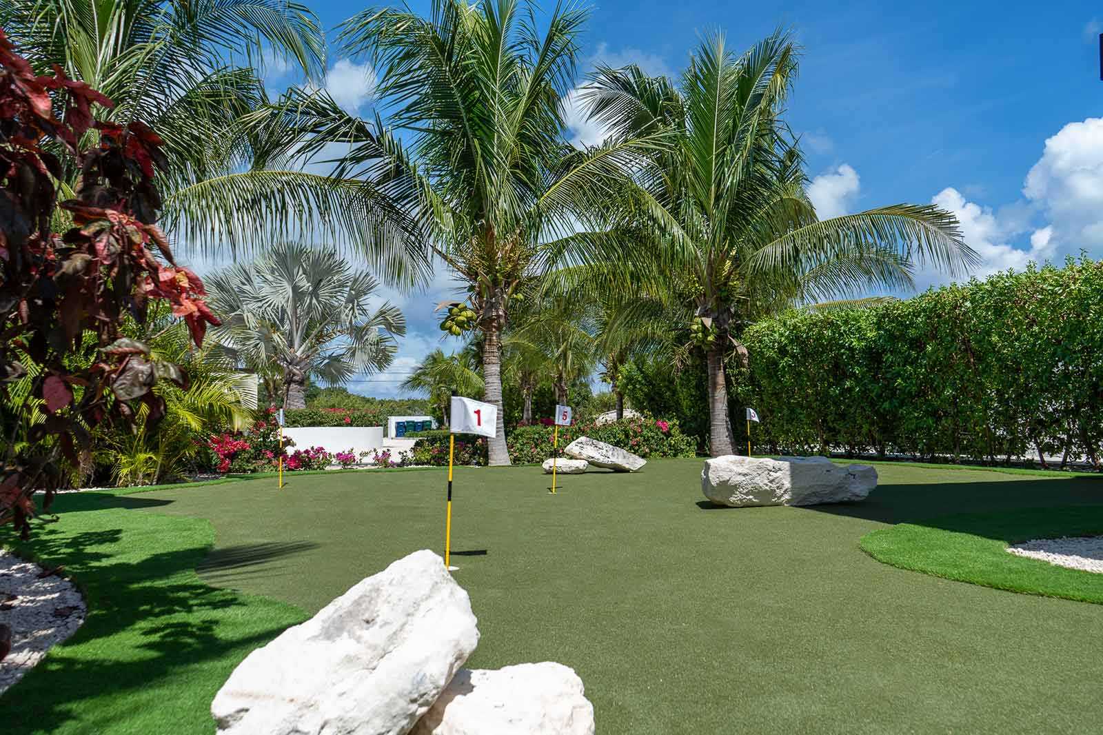 golf putting green